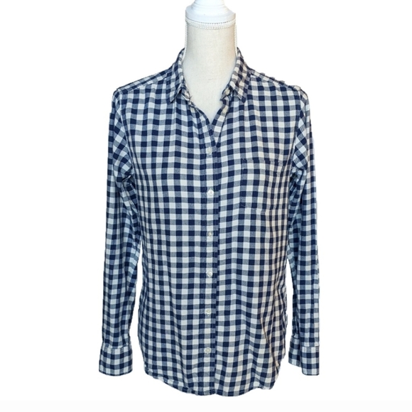 Uniqlo Plaid Long Sleeve Flannel Button Up Top. M. Runs Small. - Picture 2 of 6